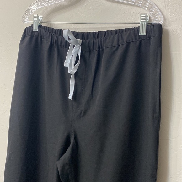 Figs technical collection PISCO basic pant black size XL. NWT. - Picture 4 of 11